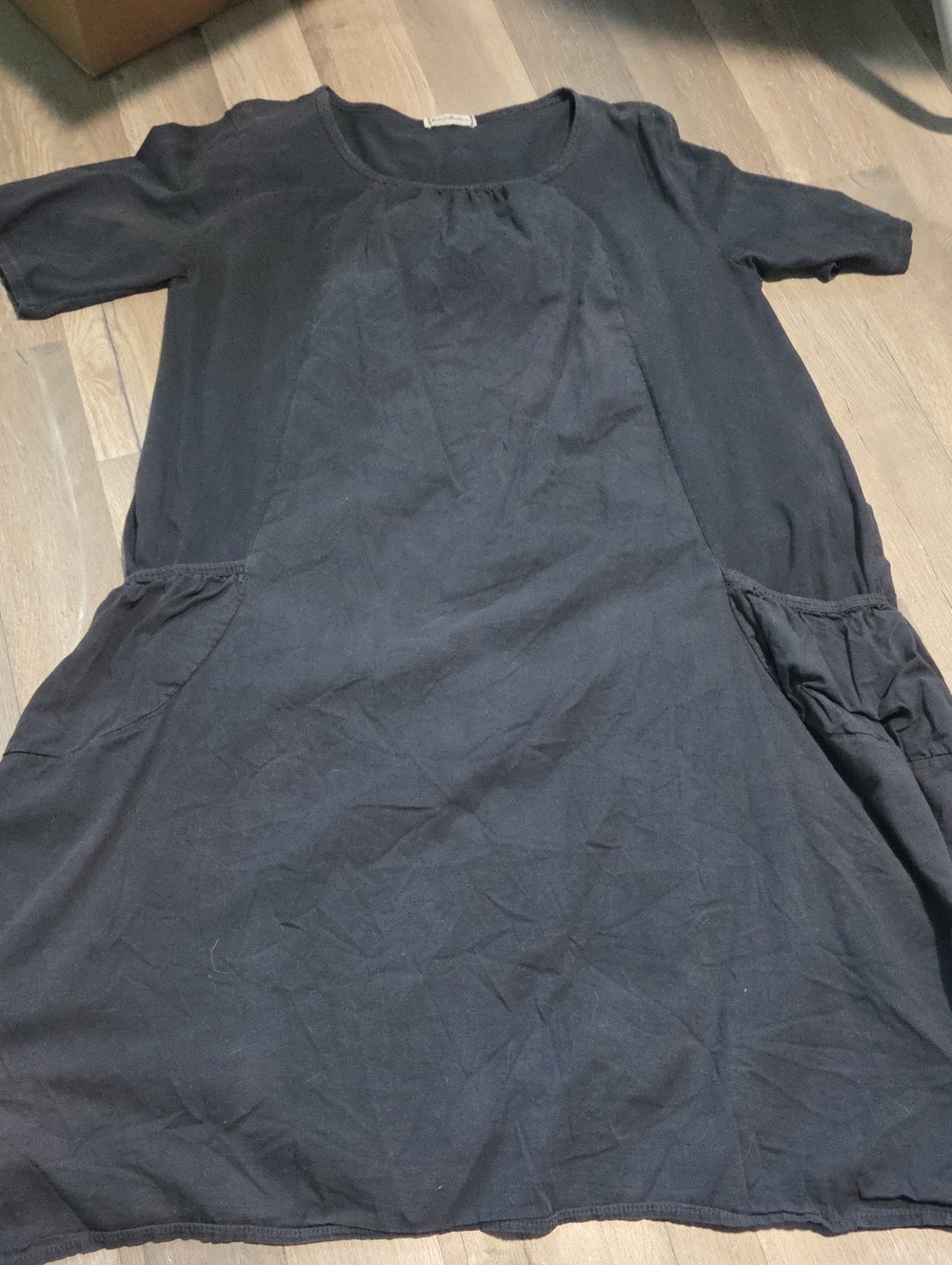 LAST CHANCE Vintage New Collection Relaxed Black Midi Dress w  Pockets